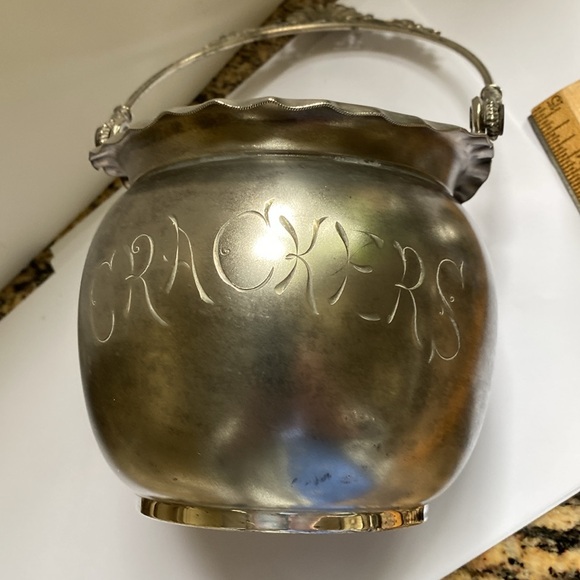 Antique Victorian Metal Silver Plate Cracker tin - Picture 7 of 12